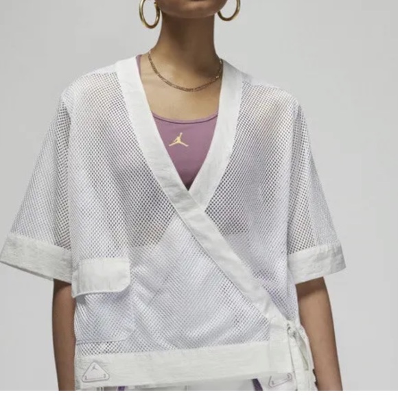 Jordan LIFESTYLE - Blouse NWT - Picture 7 of 14